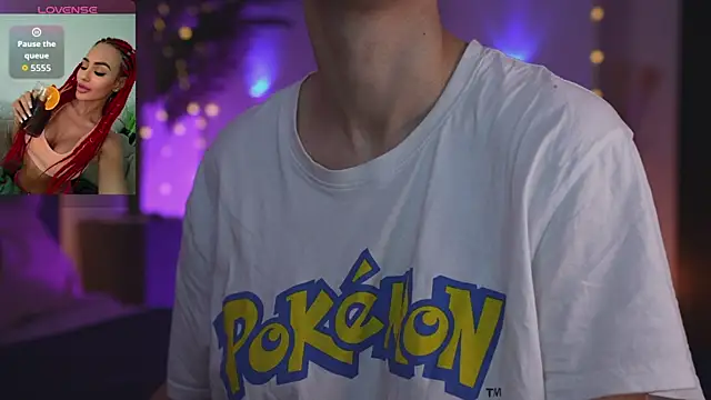 Lorettelorena online show from April 2026 07:25:01 PM