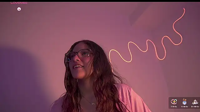 HannaMoom online show from January 2026 03:03:02 PM