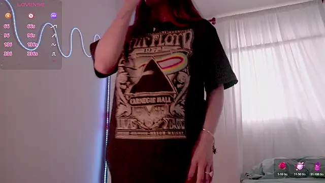 HannaMoom online show from February 2026 09:30:01 PM