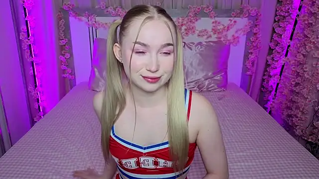 Snapshot of LilyStarlight chatting on June 2026 03:46:01 AM LilyStarlight online show from June 2026 03:46:01 AM