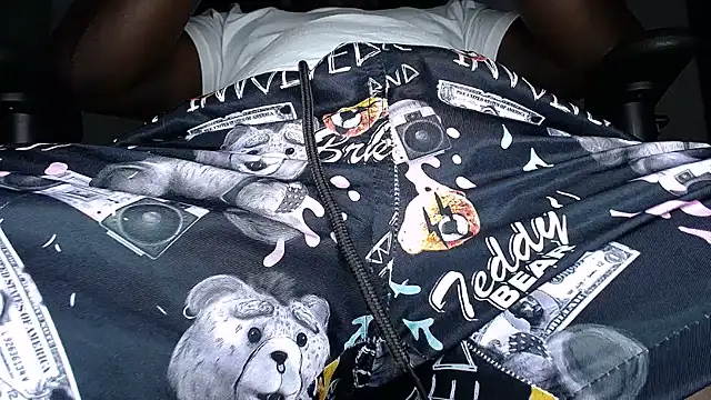 MAXJONES 2 online show from July 2026 11:21:02 PM