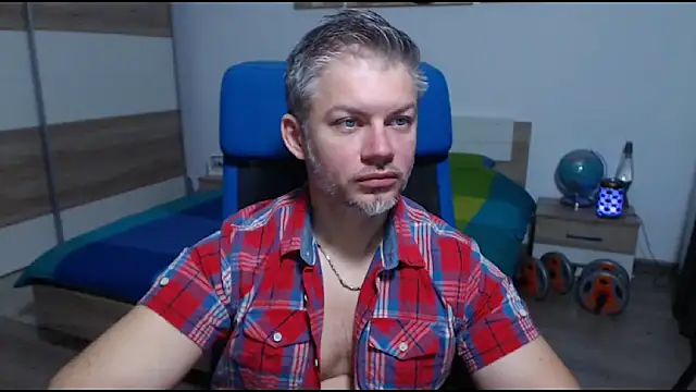 RobbyShawz online show from October 2025 06:22:02 AM