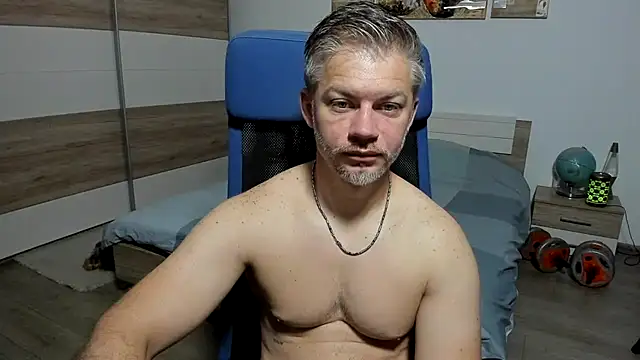 Snapshot of RobbyShawz chatting on June 2026 04:55:01 AM RobbyShawz online show from June 2026 04:55:01 AM