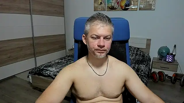 Snapshot of RobbyShawz chatting on June 2026 04:10:01 AM RobbyShawz online show from June 2026 04:10:01 AM