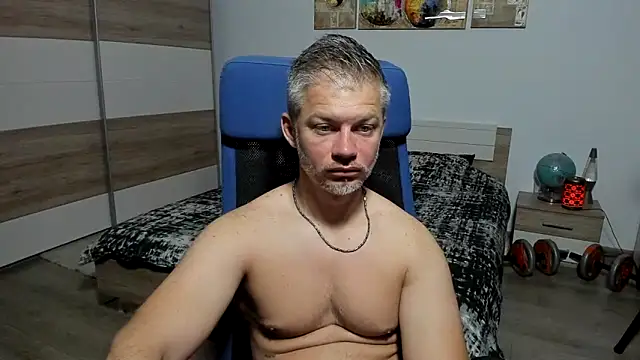 Snapshot of RobbyShawz chatting on June 2026 04:24:02 AM RobbyShawz online show from June 2026 04:24:02 AM