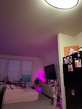 PiggyRose online show from April 2026 11:59:01 PM