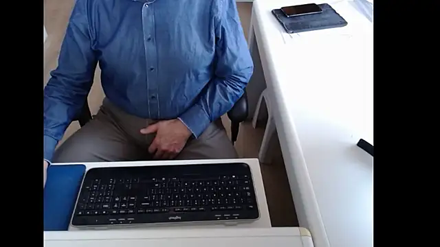 dutchpornking online show from March 2026 07:08:02 AM