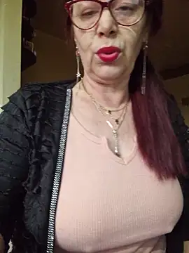 Chriss Tinaa online show from April 2026 03:32:01 AM