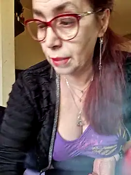 Chriss Tinaa online show from April 2026 04:28:02 AM