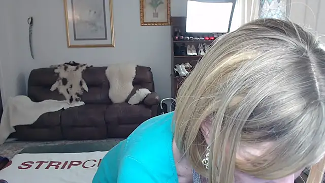 Snapshot of SindeeDix chatting on October 2025 07:13:02 PM SindeeDix online show from October 2025 07:13:02 PM