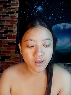 Urchanel online show from April 2026 12:24:01 AM