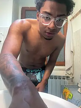 Snapshot of samuchoco21 chatting on April 2026 09:20:01 AM samuchoco21 online show from April 2026 09:20:01 AM