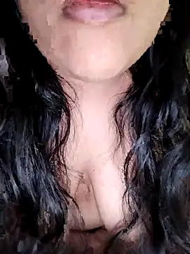 Annerae online show from April 2026 03:31:02 PM