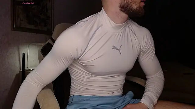 Toress1 online show from March 2026 06:24:02 PM