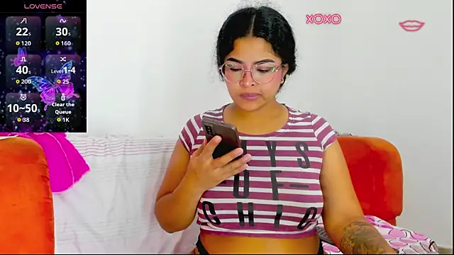 moana taylor online show from April 2026 12:43:01 PM