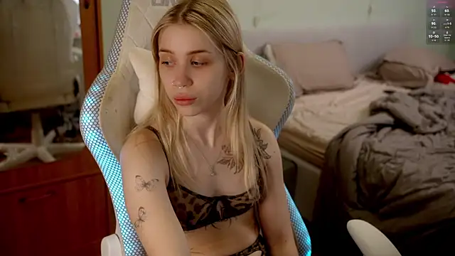 ho1yho1e online show from April 2026 07:14:01 PM