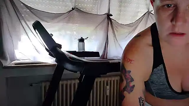 Snapshot of wetgerman_2 chatting on July 2026 07:36:01 AM wetgerman 2 online show from July 2026 07:36:01 AM