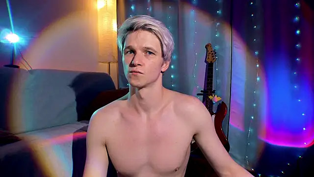 Breston Sweet online show from December 2025 08:14:02 PM