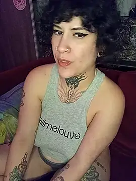 callmelouve online show from April 2026 07:08:01 PM