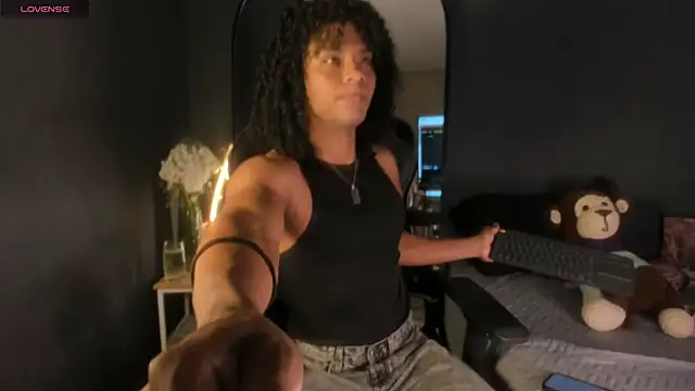 Lucas eevans online show from April 2026 01:47:02 PM