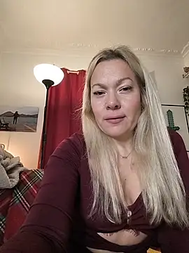 MarySpanako online show from February 2026 04:00:02 PM