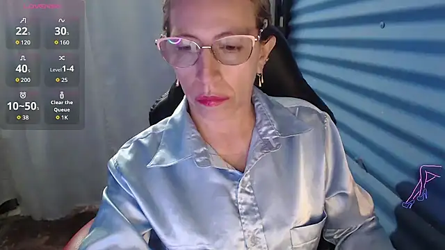 Snapshot of Chayla_Ruiz chatting on April 2026 11:18:02 PM Chayla Ruiz online show from April 2026 11:18:02 PM