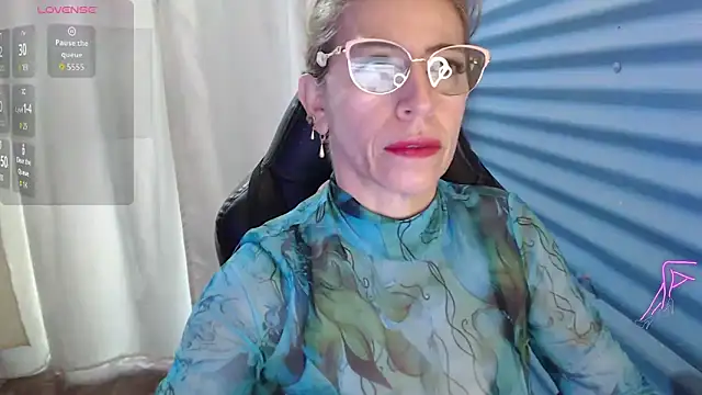 Snapshot of Chayla_Ruiz chatting on April 2026 08:06:01 PM Chayla Ruiz online show from April 2026 08:06:01 PM