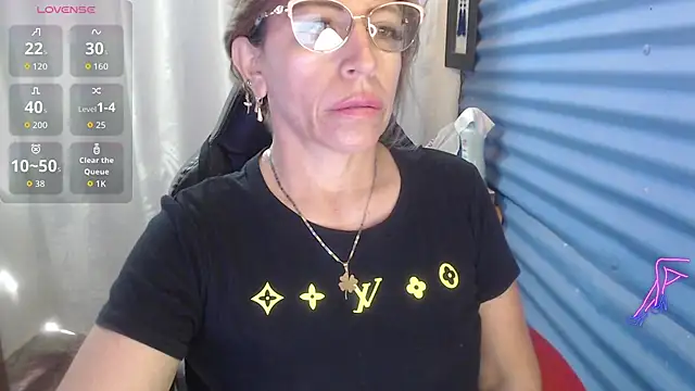 Snapshot of Chayla_Ruiz chatting on June 2026 03:49:01 PM Chayla Ruiz online show from June 2026 03:49:01 PM
