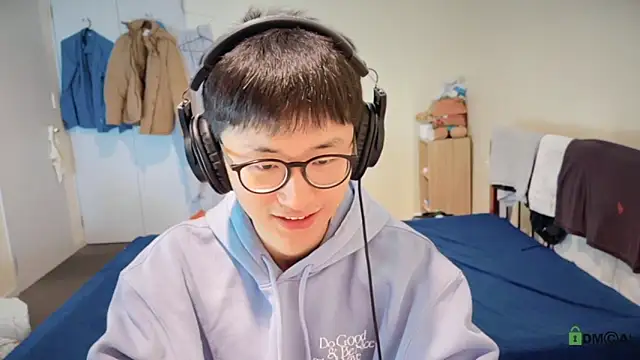 romeoisme   online show from December 2024 05:04:01 AM