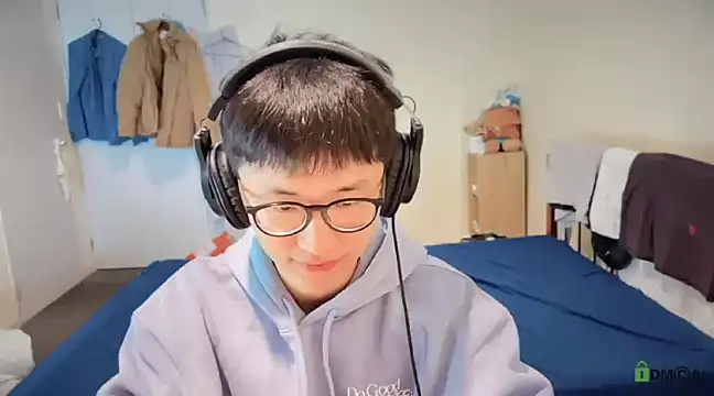 romeoisme   online show from December 2024 12:18:02 PM