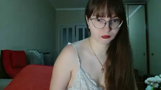 KiraGoldens online show from March 2026 05:43:01 AM