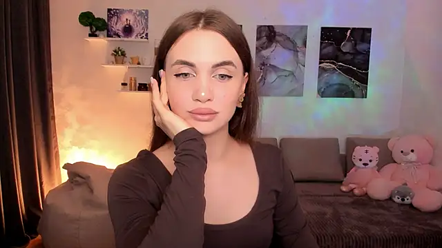 aPieceOfJoy online show from April 2026 03:32:01 AM