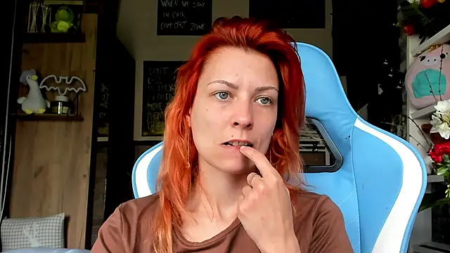 karo123421 online show from April 2026 09:04:01 AM