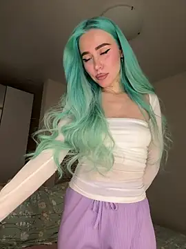 xDinnax online show from March 2025 08:34:01 PM