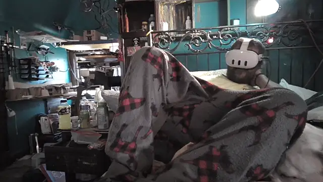 charactrzero online show from March 2026 12:21:01 PM