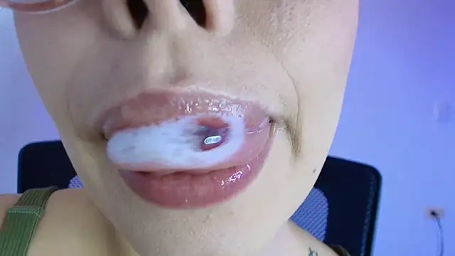 lisbet21x online show from February 2026 02:14:01 PM