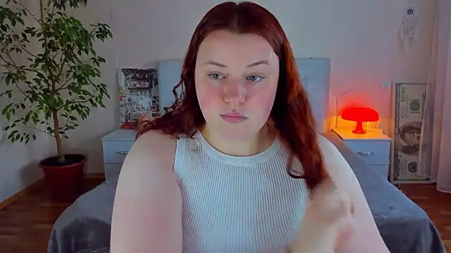 Snapshot of PolinaSalvatore chatting on June 2026 03:34:02 PM PolinaSalvatore online show from June 2026 03:34:02 PM