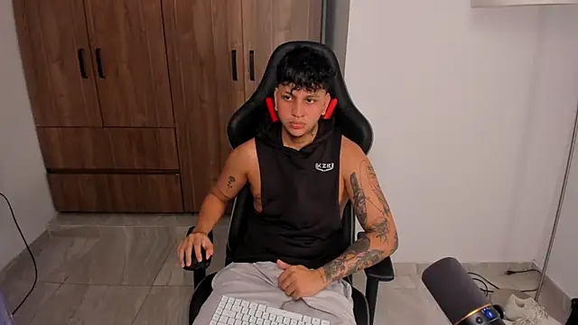 Jake simons online show from September 2025 02:59:02 AM