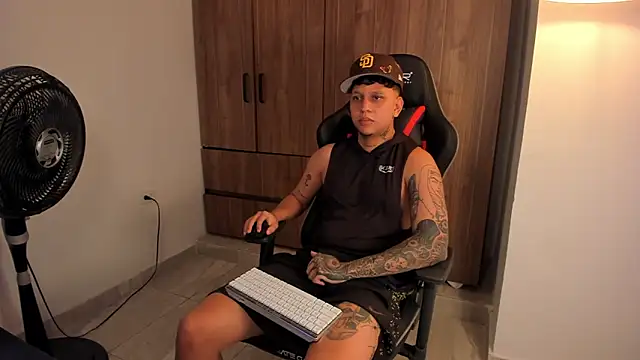 Jake simons online show from March 2026 11:33:01 PM