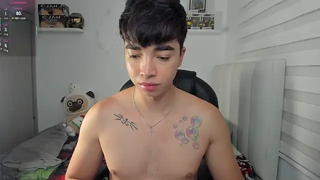 santy7v7 online show from April 2026 01:33:02 PM