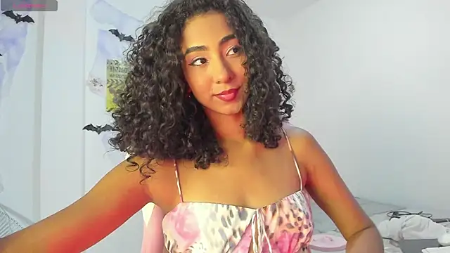 Snapshot of khaliope chatting on October 2025 02:50:02 AM khaliope online show from October 2025 02:50:02 AM