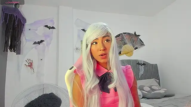 Snapshot of khaliope chatting on October 2025 03:43:02 AM khaliope online show from October 2025 03:43:02 AM