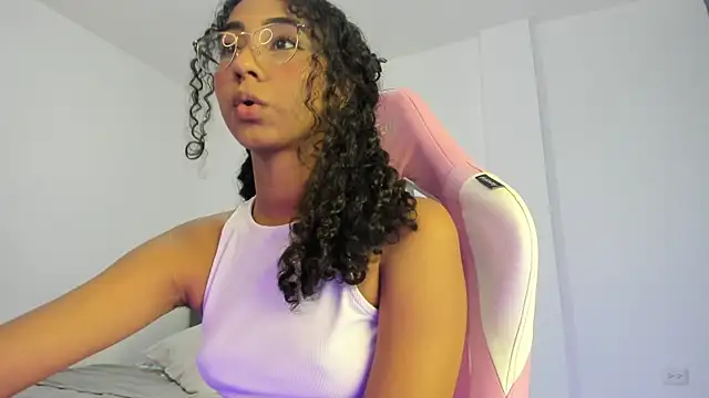 Snapshot of khaliope chatting on March 2026 09:29:01 PM khaliope online show from March 2026 09:29:01 PM