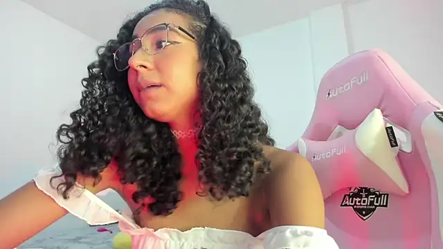 Snapshot of khaliope chatting on April 2026 10:22:02 PM khaliope online show from April 2026 10:22:02 PM