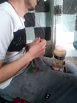 Wero4200 online show from April 2026 07:44:01 PM