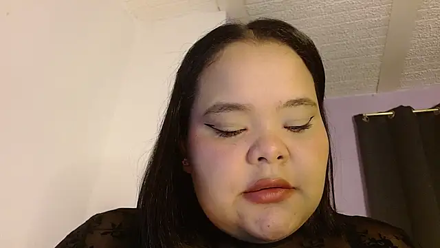sexychubby    online show from July 2026 04:05:02 PM