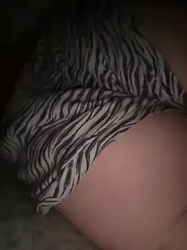 Dani Moon Vibes online show from July 2026 07:00:02 AM