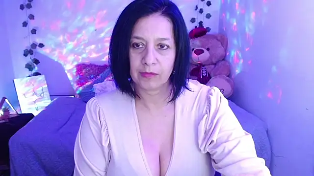 camilalatti online show from September 2025 12:15:01 AM