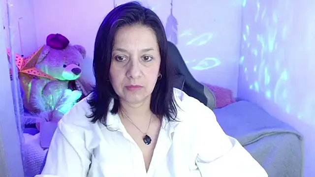 camilalatti online show from April 2026 12:34:01 AM
