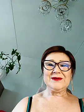 Snapshot of Fire_Night chatting on September 2025 08:25:01 AM Fire Night online show from September 2025 08:25:01 AM